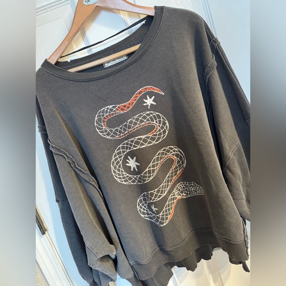 We The Free Graphic Camden Pullover - Picture 5 of 6